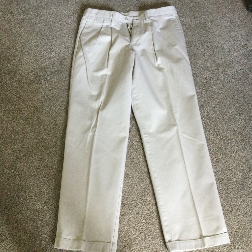 Mens Dockers cream/ off white khaki 36x34